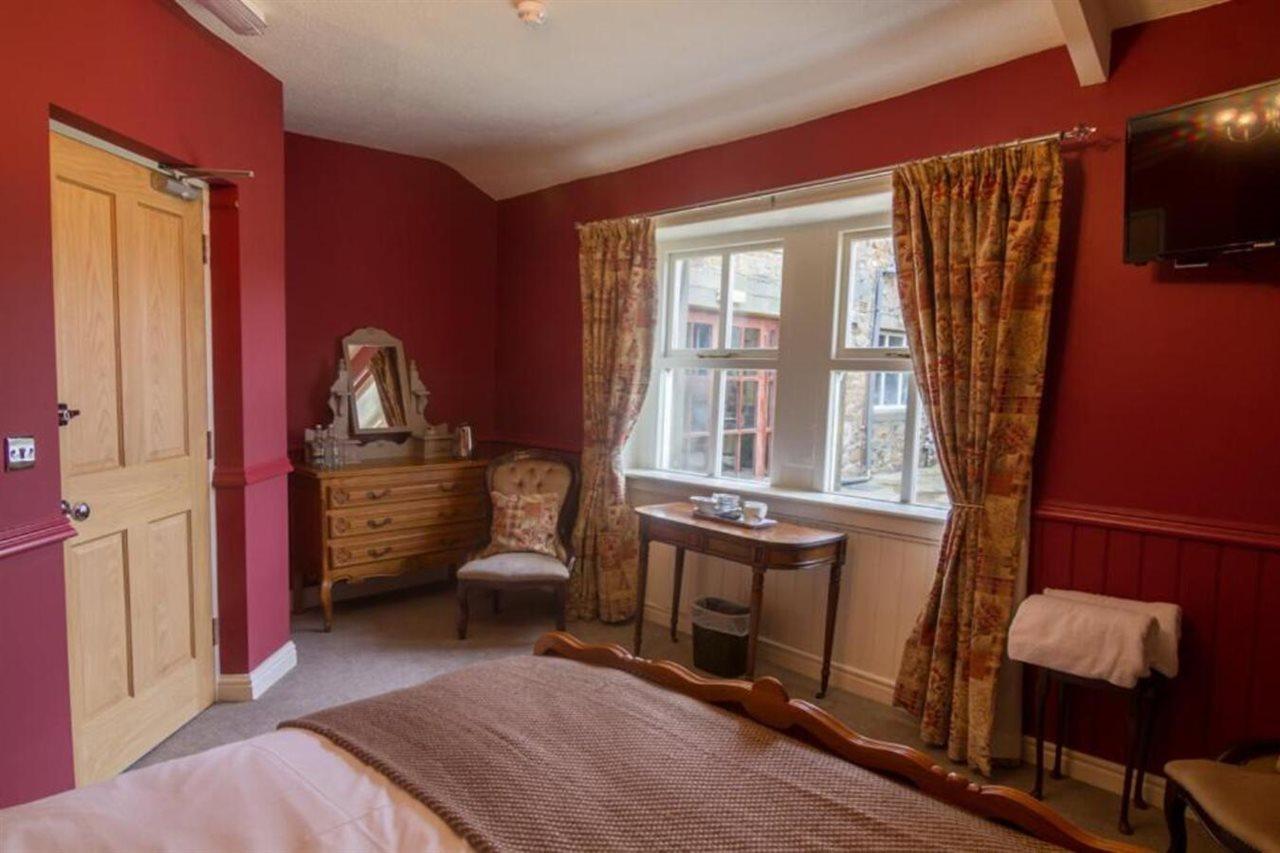 The Red Pump Inn 克利夫罗 外观 照片